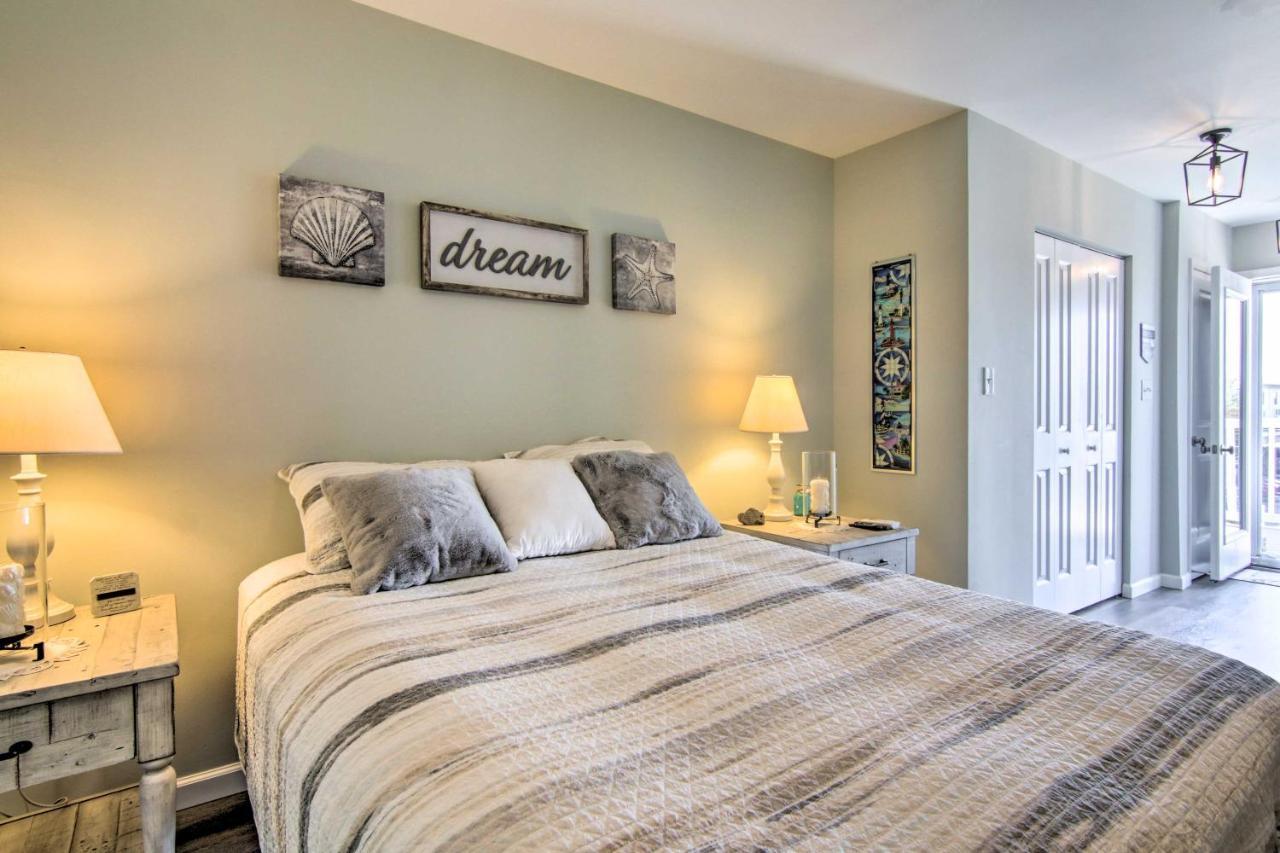 Airy Ocean City Condo On Canal Front With Deck! Exterior foto